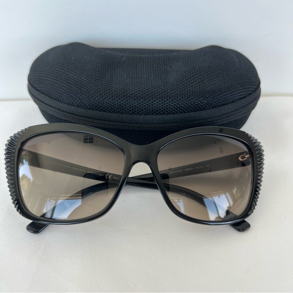 ALEXANDER MCQUEEN Black Gradient Lenses Two Tone Frame AMQ 4178/S Sunglasses - Picture 13 of 13